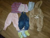 Babykleidung Gr. 50, 56, 62, 68, 74 Schneeanzug ~ Hose ~ Latzhose Niedersachsen - Obernkirchen Vorschau