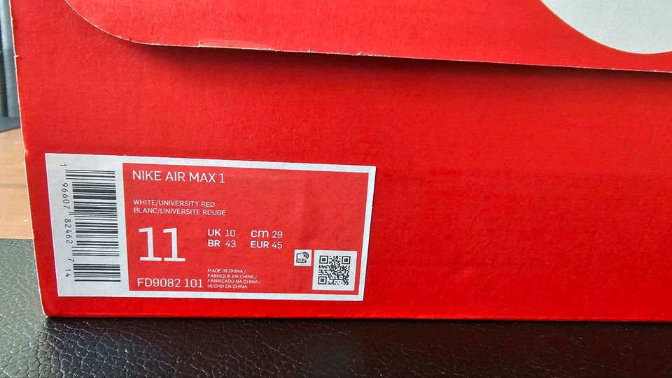 Nike Air Max "Chili" US 11 EU 45 nagelneu und ungetragen in Bingen
