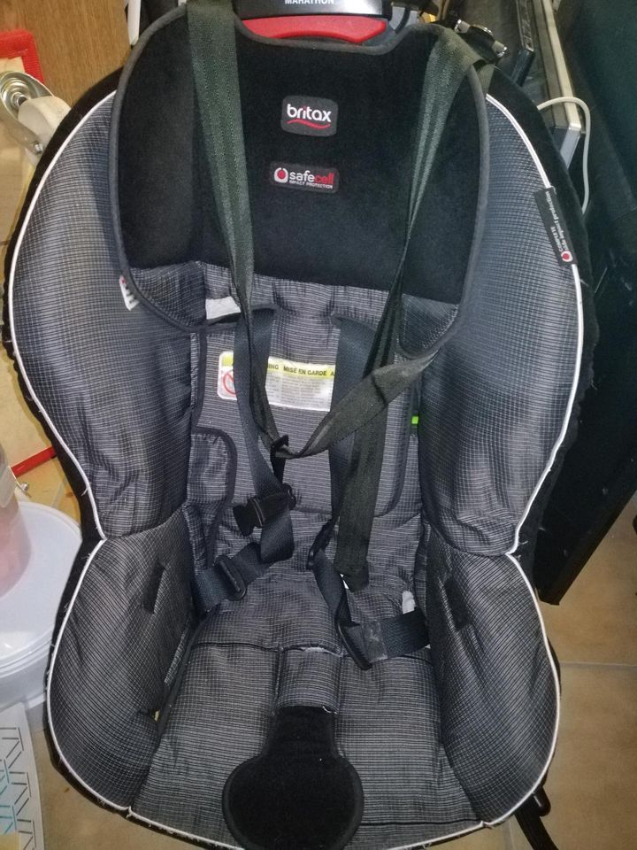 Kindersitz Britax in Tawern