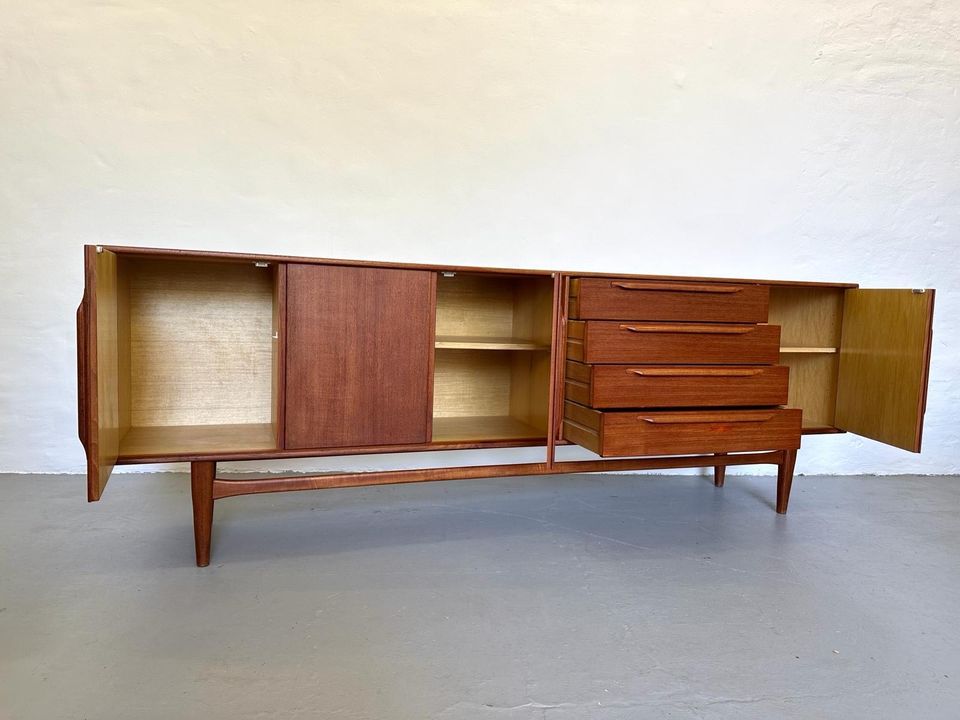 Heinrich Rienstenpat Teak Sideboard original 60er 70er Retro in Berlin