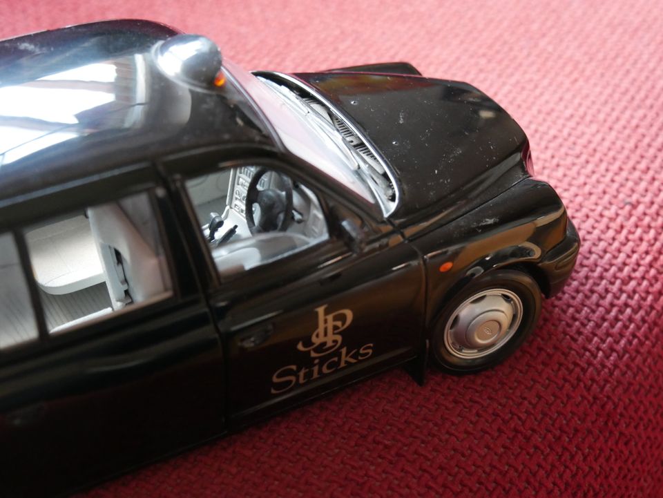 Sun Star Modellauto aus 1998 London Taxi Cab TX1 1:18 JSP Sticks in Harsefeld