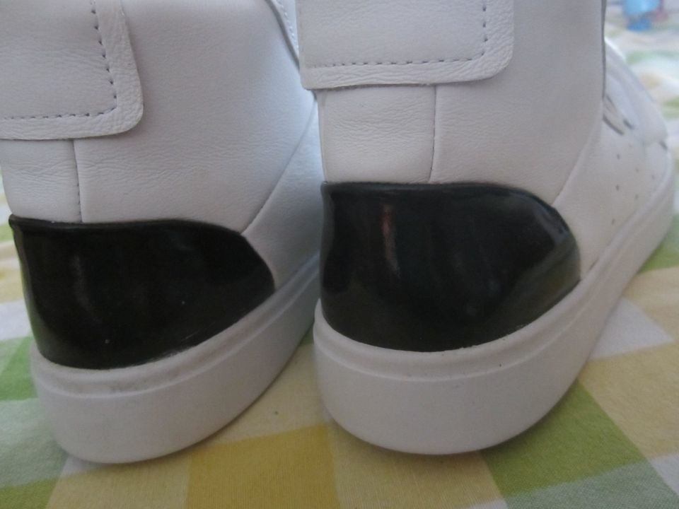 1 Paar hohe Adidas SLEEK MID W Sneaker weiß Gr. 37  1/3 in Dillingen (Saar)