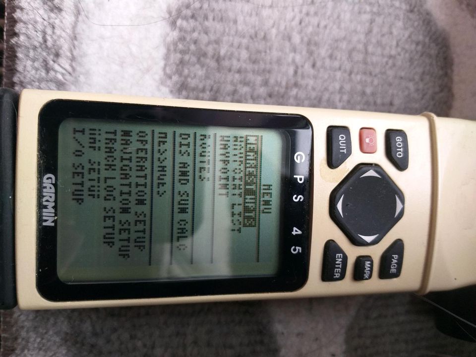 Garmin GPS 45 FCC ID IPH-13000 in Taucha