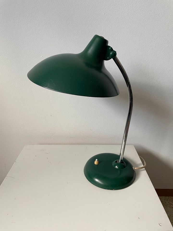 Kaiser Idell Bauhaus Lampe in Grün in Blaustein