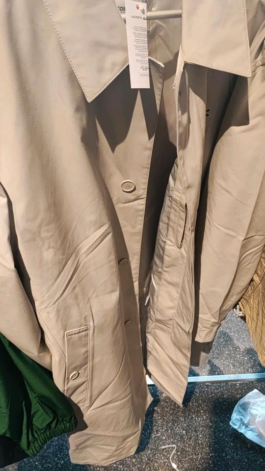 Neue LACOSTE Jacke Langjacke Mantel Größe 60 XXL in Wolfschlugen