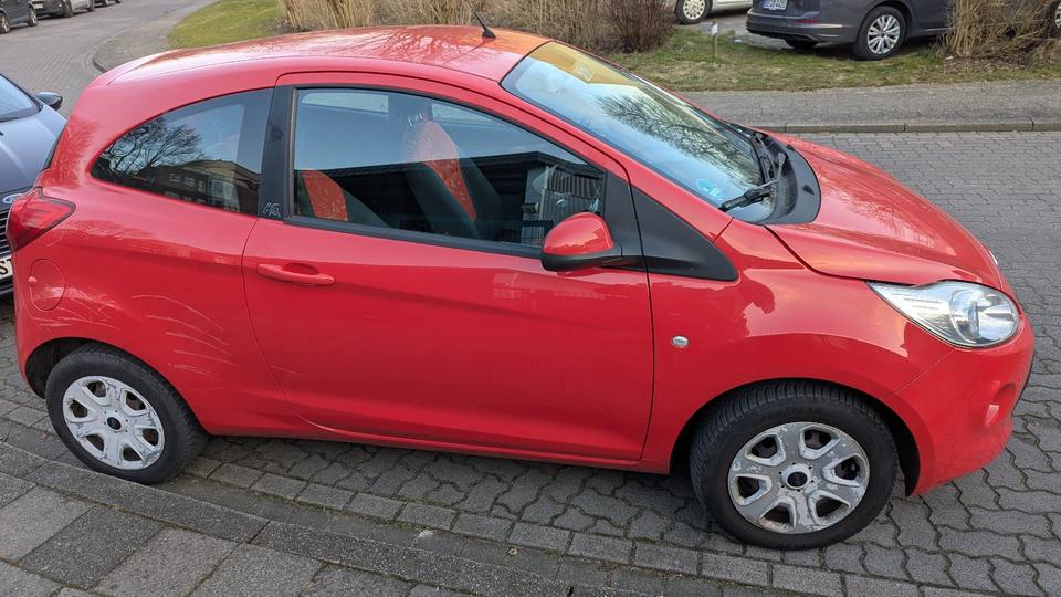 Ford Ka, 2009, 70.000km, Benziner, hat neuen TÜV seit 02/25 in Hamburg