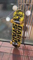 Gelb, schwarzes Darkstar 7,25'' Skateboard/Komplettboard Stuttgart - Mühlhausen Vorschau
