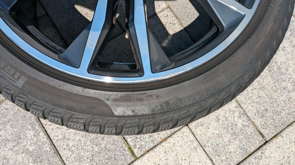 BMW 19 Zoll Felgen, X1 F48 X2 F39, Pirelli Winterreifen in Troisdorf