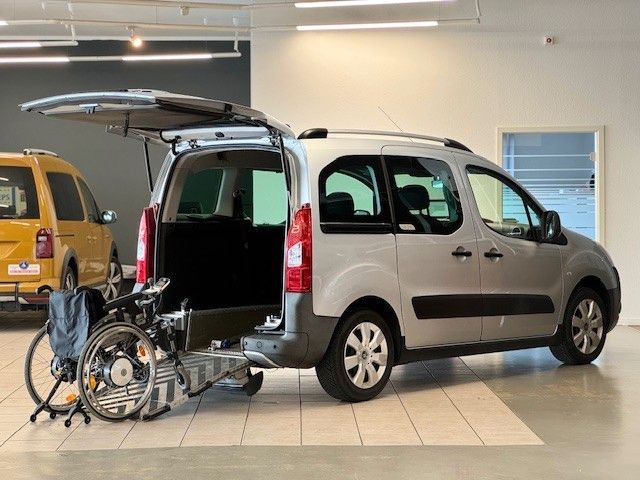 Citroën Berlingo 1,6 XTR Behindertengerecht-Rampe in Salzgitter