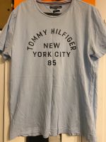 Tommy Hilfiger T-Shirt sehr guter Zustand Größe M Schleswig-Holstein - Norderstedt Vorschau