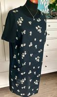 Oui Leinenkleid Gr. 44/46 Blumen seitlich Taschen Baden-Württemberg - Bingen Vorschau