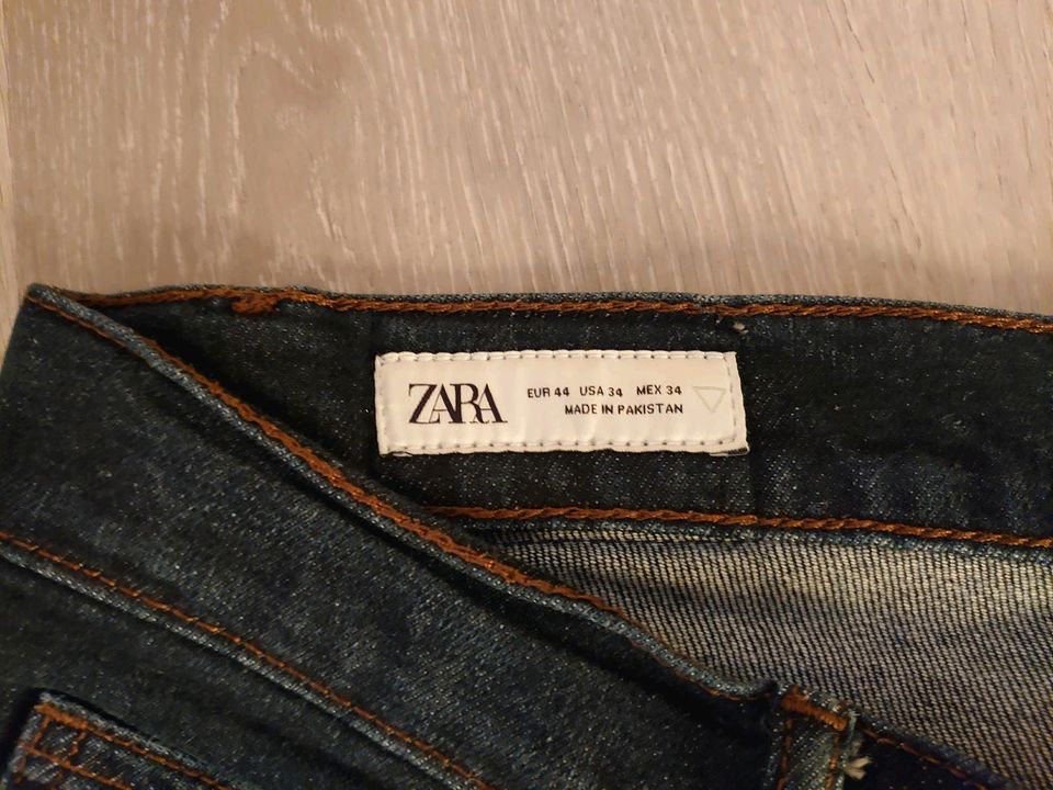 2x Herrenjeans neu 44/34 in Nienburg (Weser)