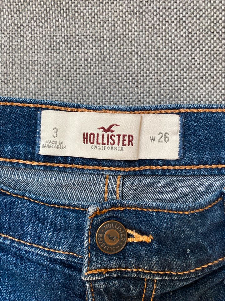 Hollister Short in Passau