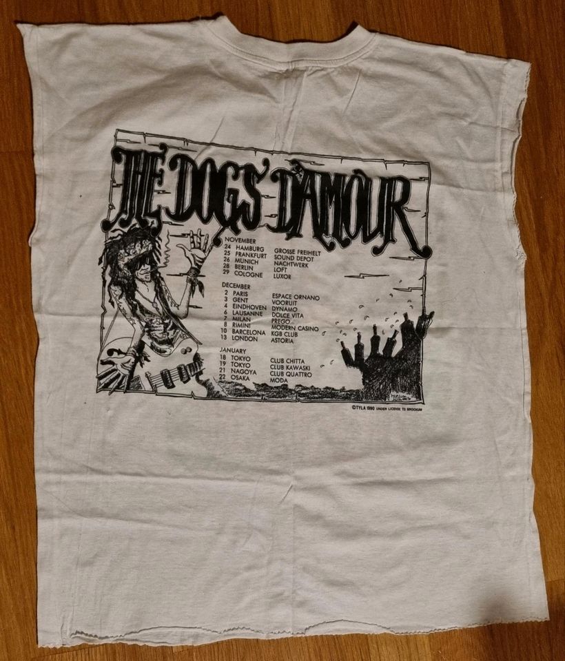 The Dogs DAmour  Brockum T Shirt in Steinheim