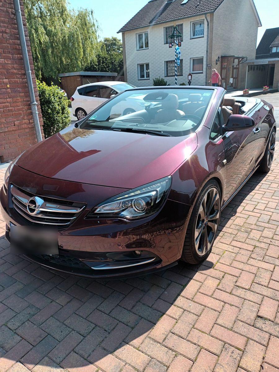 Abbildung des Autos Opel Cascada 2.0 BiTurbo…