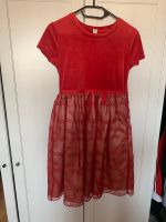 Mädchen Kleid. Farbe rot Niedersachsen - Göttingen Vorschau
