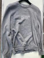 Grauer Pullover mit Aufdruck Bayern - Roth Vorschau