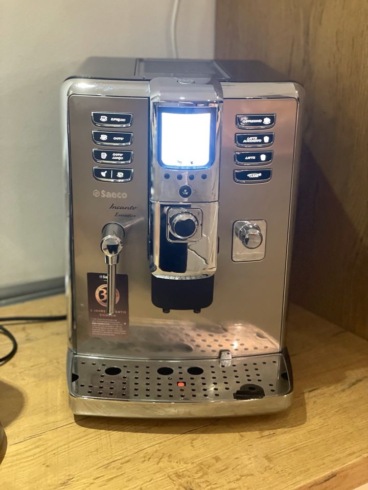 Saeco Incanto Executive HD9712 Kaffevollautomat Kaffeemaschine in Bünde