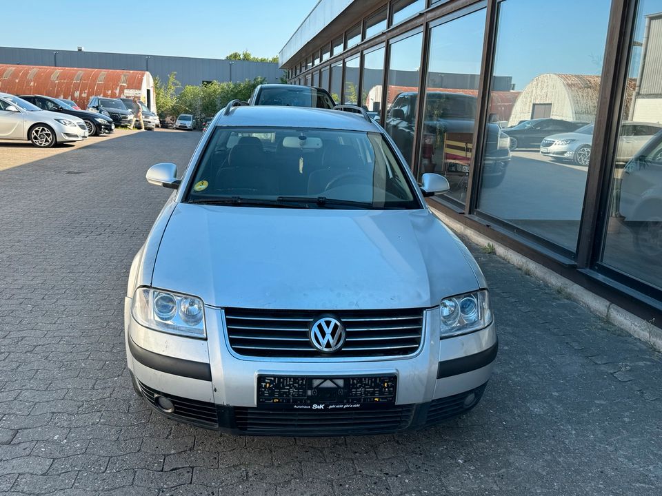 Vw Passat 3BG Facelift Variant 1.9 TDI 131PS Navi•SHZ•Klima• in Stade