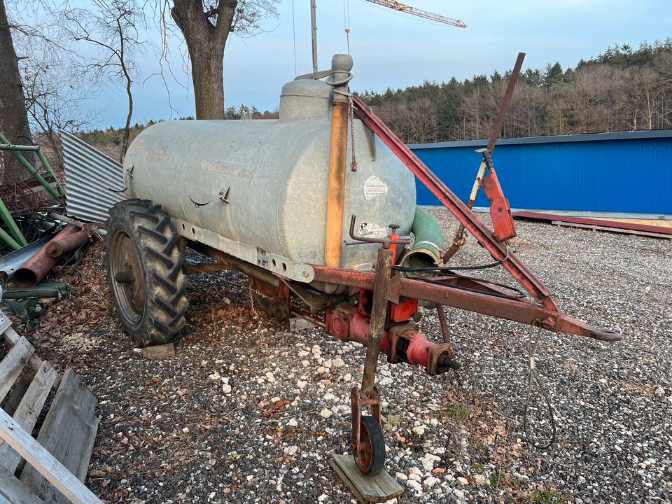Vakuumfass Güllefass kein Eckart schleuderfass pumpfass zunhammer in Neufahrn in Niederbayern