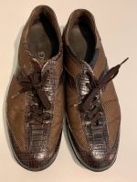 Schöne Tod‘s Sneakern/Halbschuhe Gr.39 sehr guter Zustand! Frankfurt am Main - Bergen-Enkheim Vorschau