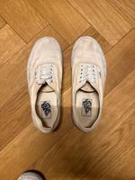 Vans Sneaker weiß Creme Gr.38,5 gebraucht München - Bogenhausen Vorschau
