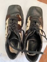 Schuhe Sneaker mit kuhfell Fell vintage Leder schwarz weiß grau Dresden - Neustadt Vorschau