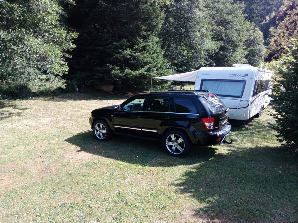 Wohnwagen Hymer Eriba Nova S 690 mit Dachklimaanlage in Westerwalsede