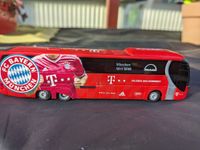 FC Bayern München Mannschaftsbus Triple 1/87 Rietze Sammlermodel Baden-Württemberg - Aldingen Vorschau