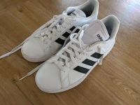Adidas Schuh Sneaker Größe 42 Bad Doberan - Landkreis - Bartenshagen-Parkentin Vorschau