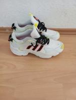 Schuhe, Damen, Adidas, wie neu, Gr. 41,5 Bayern - Schweinfurt Vorschau