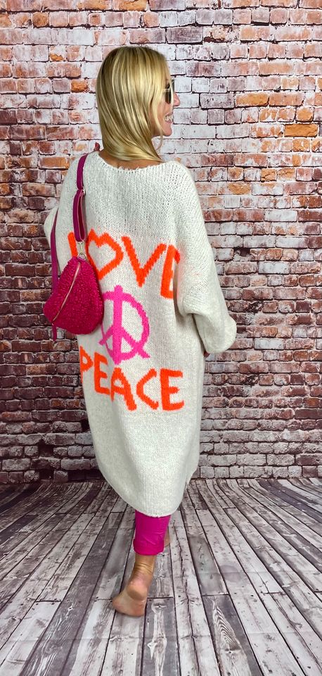 Traumhafte hochwertige Ibiza Maxi Strickjacke „Peace & Love“ in Bochum