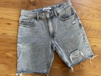 Calvin Klein Jungen Sommer Jeans Shorts Gr.164 Rostock - Nienhagen Vorschau