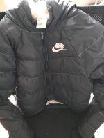 Nike Mädchen Jacke 146/152 Sachsen - Olbernhau Vorschau