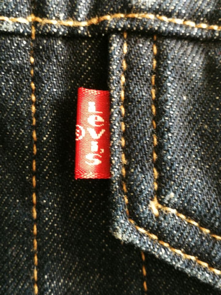 Levi's Jeansjacke for Girls Gr. M neuwertig dunkelblau in Wittichenau