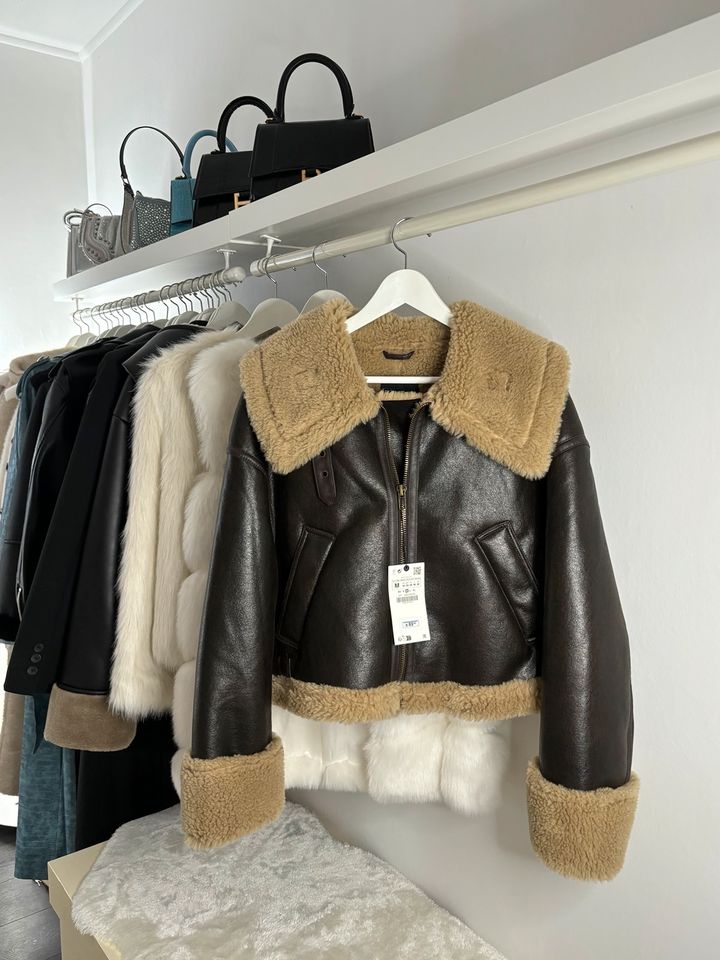 Zara teddy Jacke Pilotenjacke Bikerjacke in Herford