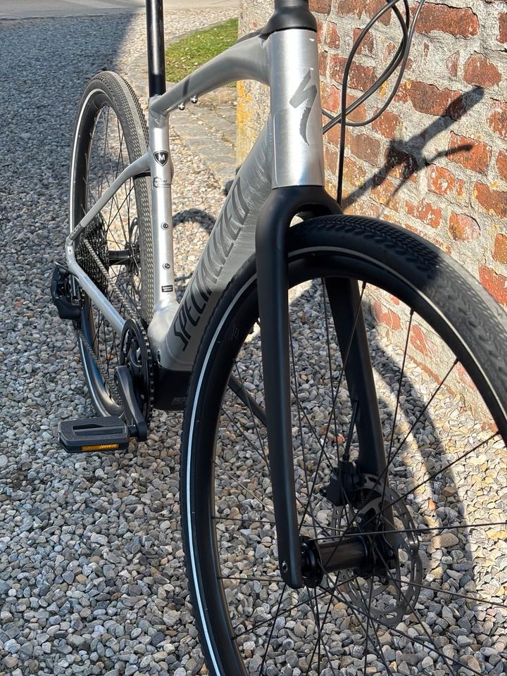 Specialized Vado SL 5.0 Größe M leichtes E-Trekking Diamand in Steindorf - Paar