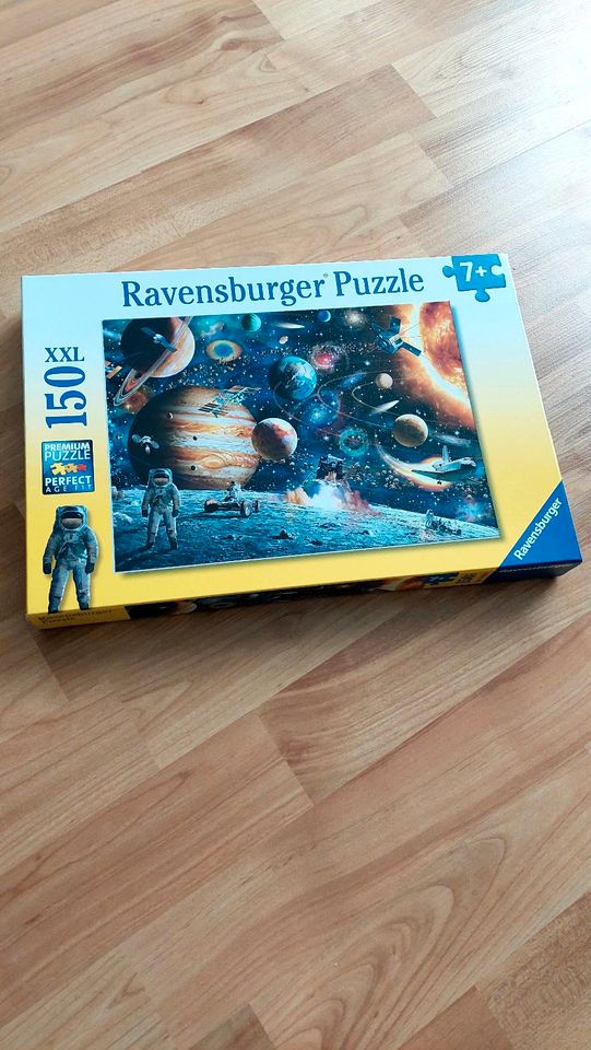 Ravensburger Puzzle im Weltall XXL 150 in Bergisch Gladbach