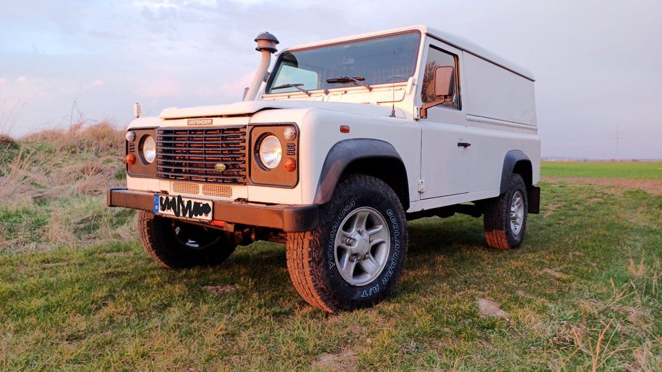 4x4 Defender 110 HardTop unverbastelt Tausch Inzahlungnahme in Gotha