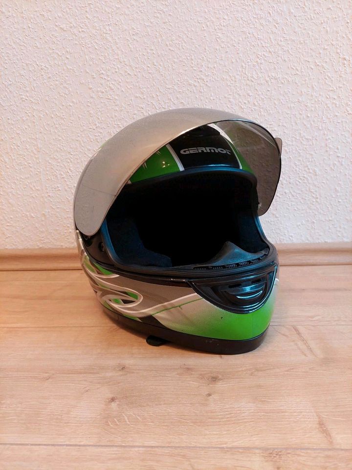 Germot Motorrad Helm XL schwarz/grün verspieltes Visier Integral in Reichenbach (Vogtland)