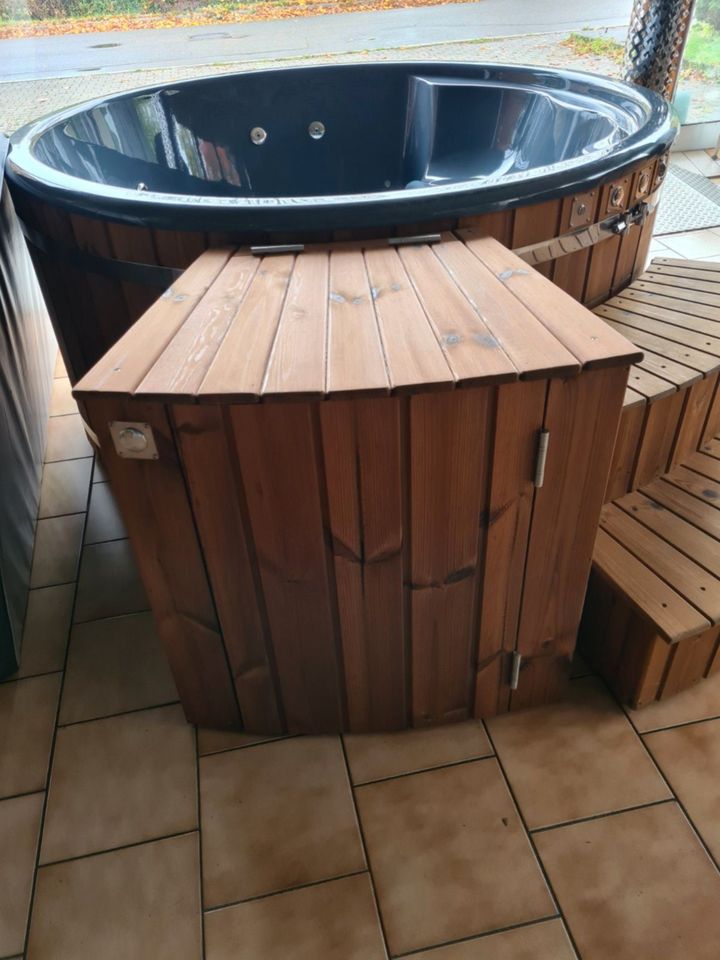 ❗-500 EUR Rabatt Badefass Badetonne Badezuber Whirlpool Hot Tub GFK 200 in Würzburg