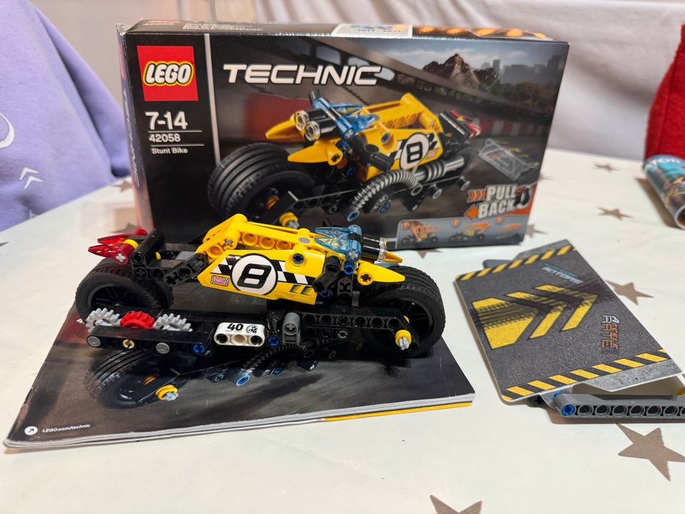 Lego Technic Set Stunt Truck & Bike 42058 + 42059 in Coswig (Anhalt)