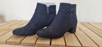 Stiefelette Tamaris Größe 38 dunkel blau Hessen - Bad Vilbel Vorschau