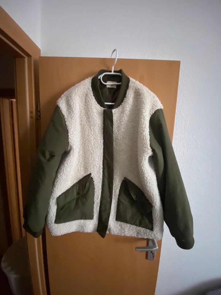 Ich verkaufe eine Busch Jacke, Größe M, in sehr gutem Zustand in Erfurt