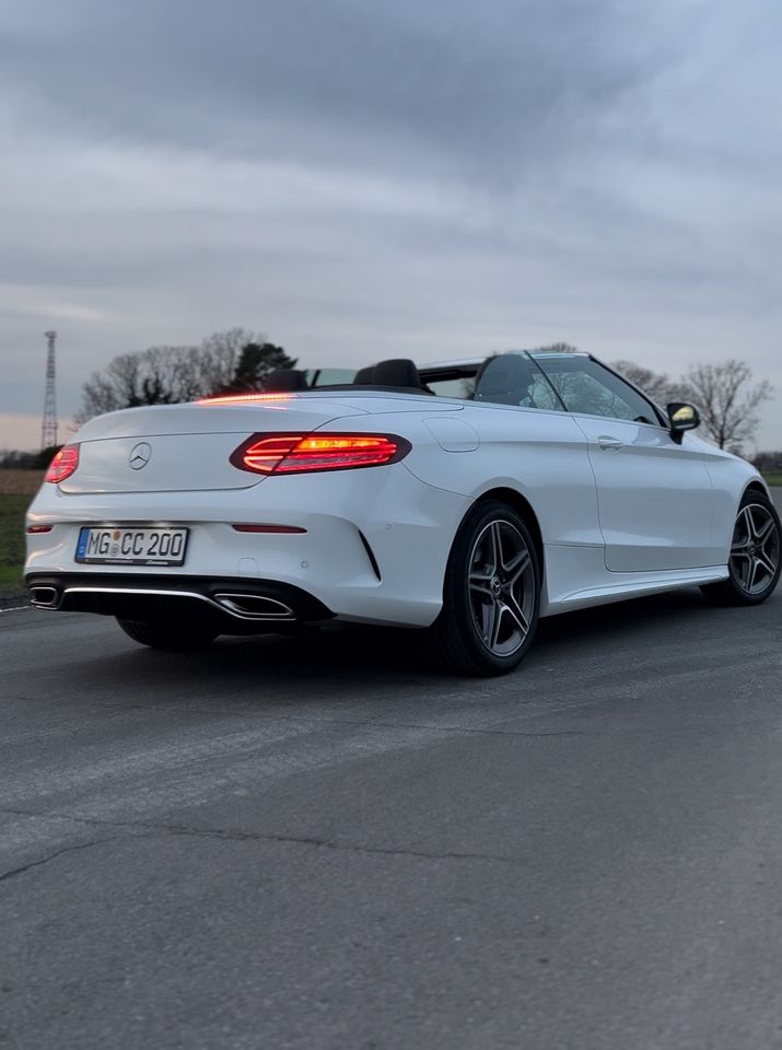 Mercedes Benz C Cabrio mieten | Mietwagen Auto Abo Langzeitmiete in Düsseldorf