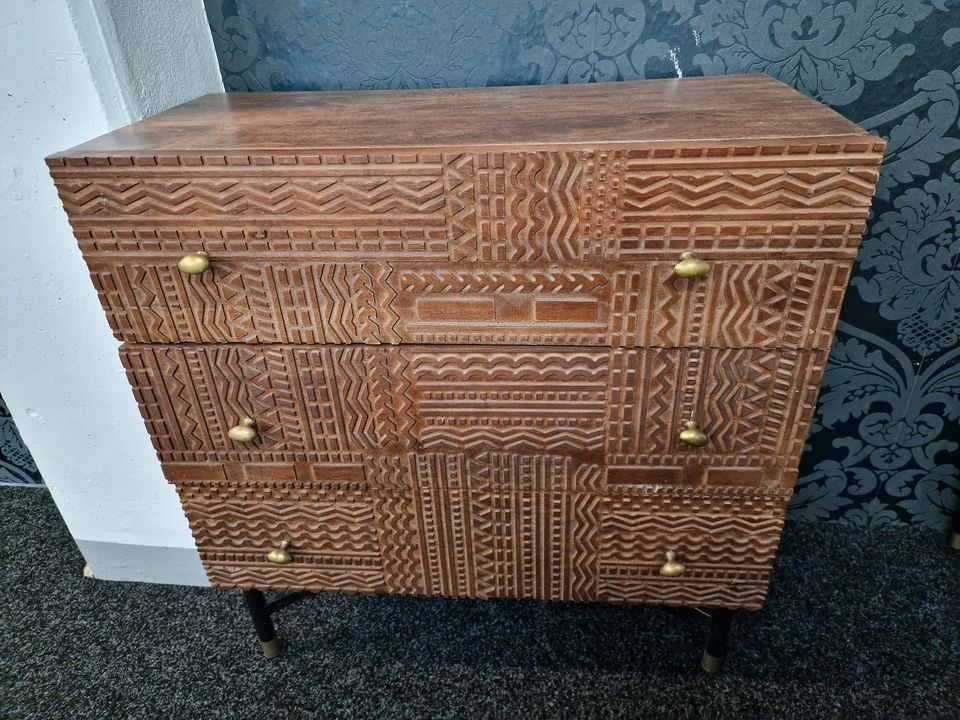 Kommode Massivholz Sideboard Schrank wohnen Möbel Wurm in Osnabrück