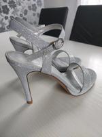 High heels NEU Damen Schuhe Gr. 38 Niedersachsen - Sarstedt Vorschau