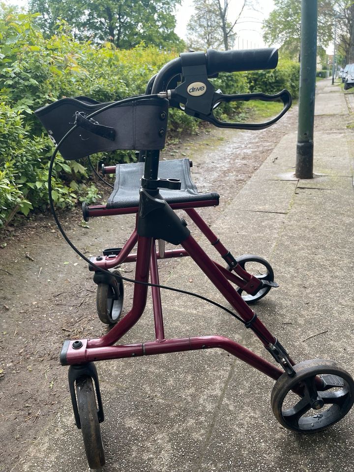 Rollator Leichtgewicht Klappbar Aluminium Gehilfe in Essen