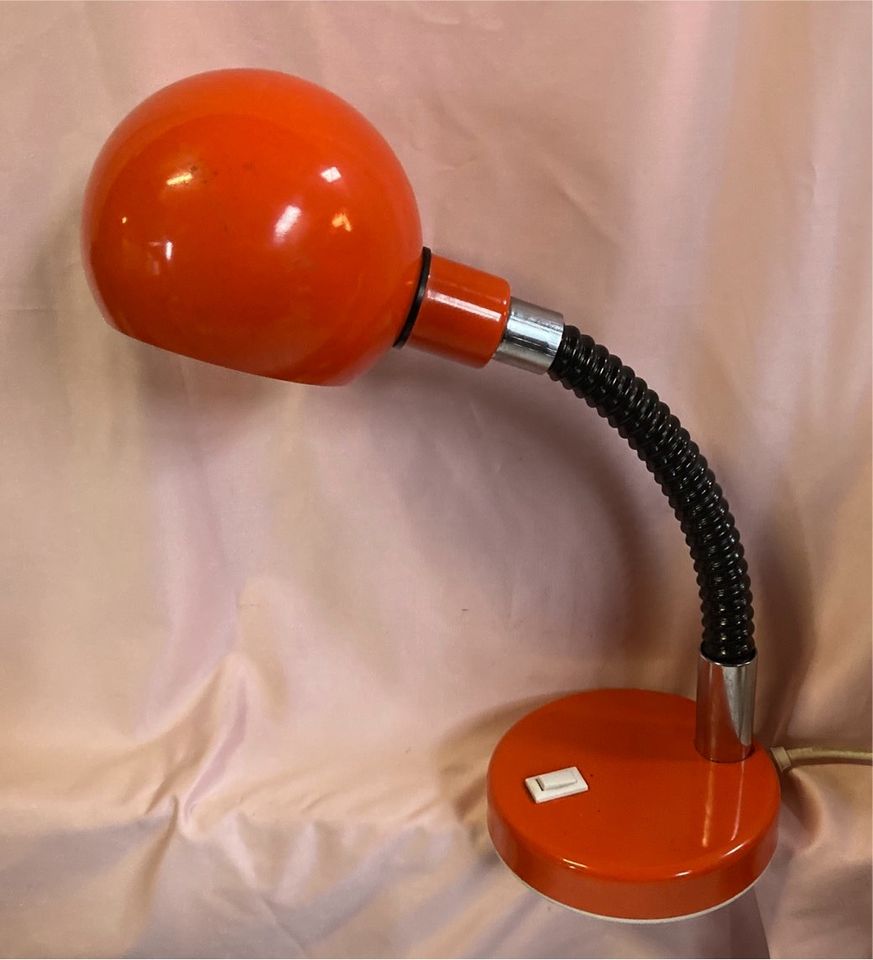 Space Age Vintage Tischlampe guter Zustand in Beesten