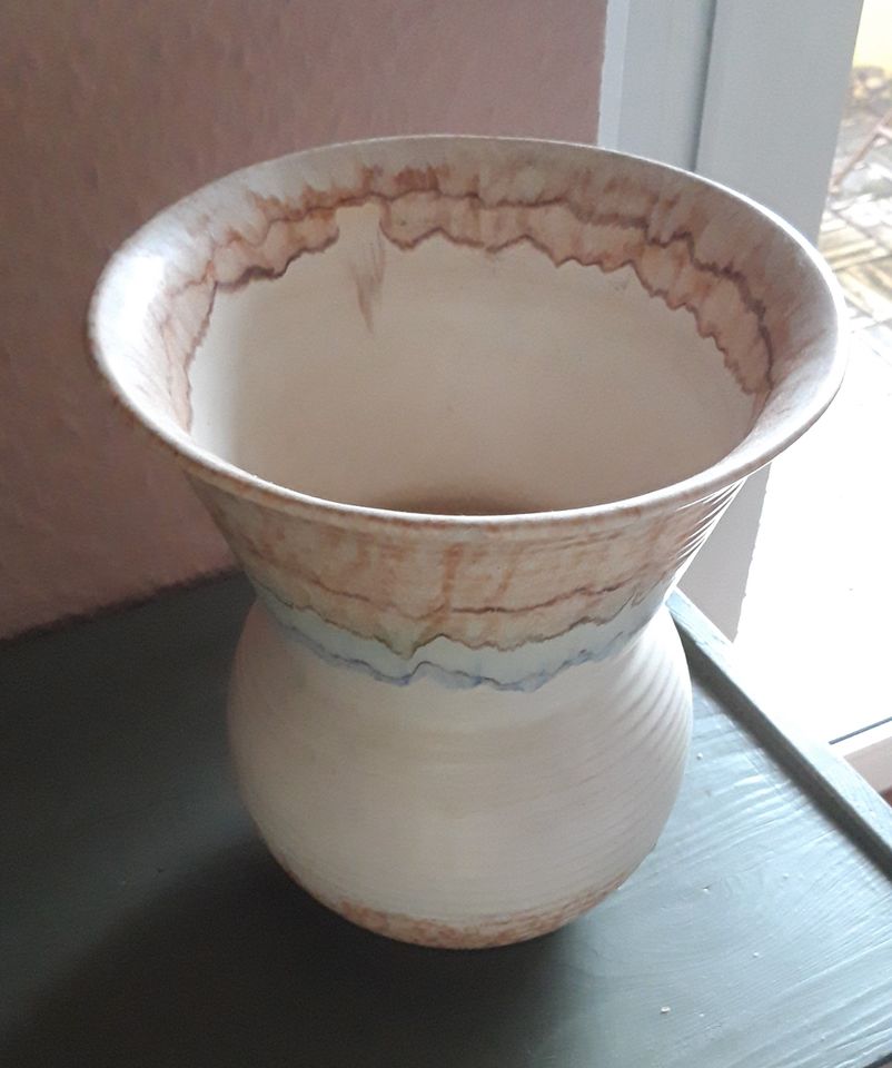 Keramik-Vase- Pastellfarben, 21cm hoch, Vintage in Berlin